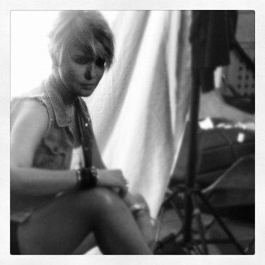 Gülben Ergen fotoğraf çekimi set arkası görüntüleri