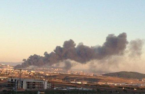 İstanbul Tuzla'da fabrika yangını