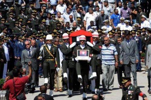 Şehit Yüzbaşı Kırıcı son yolculuğuna uğurlandı