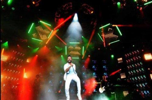 Tarkan Harbiye'yi salladı 