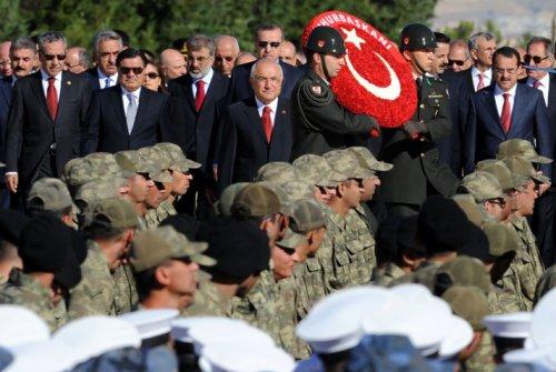 Devletin zirvesi 30 ağustos için Anıtkabir'de 