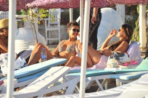 Hande Soral ve Ekin Türkmen birlikte görüntülendi