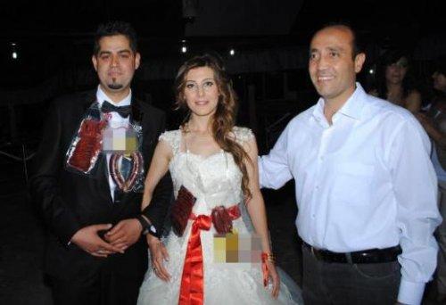 Kayseri'de geline sucuk taktılar