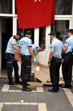 Polisler karakoldan dışarı kaçtı