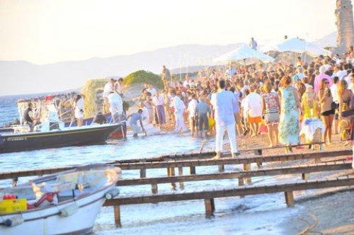 Cem Boyner'in kızı evlendi	 