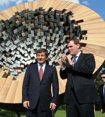 ASALA'nın öldürdüğü Türk diplomatlar için Kanada'da anıt