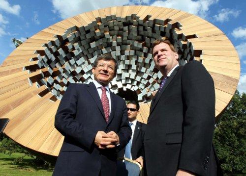 ASALA'nın öldürdüğü Türk diplomatlar için Kanada'da anıt