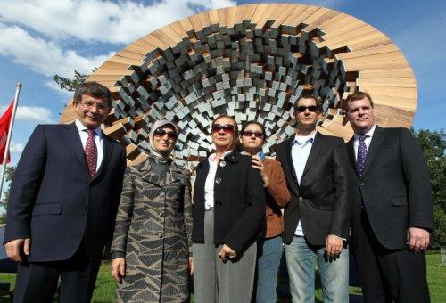 ASALA'nın öldürdüğü Türk diplomatlar için Kanada'da anıt