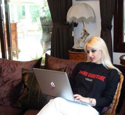 İşte Adnan Oktar'ın güzelleri