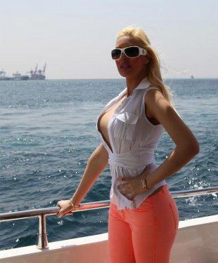 İşte Adnan Oktar'ın güzelleri