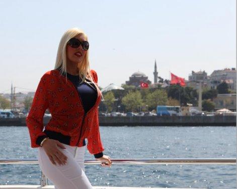 İşte Adnan Oktar'ın güzelleri