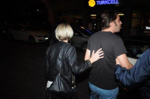 Tümer Metin'in eski eşi Tolga Güleç'le birlikte