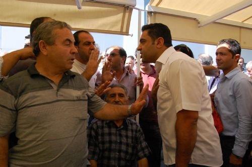 Neşet Ertaş'ın cenazesi öncesinde Alevi-Sünni gerginliği