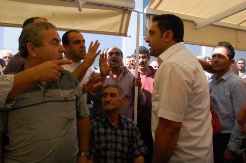 Neşet Ertaş'ın cenazesi öncesinde Alevi-Sünni gerginliği