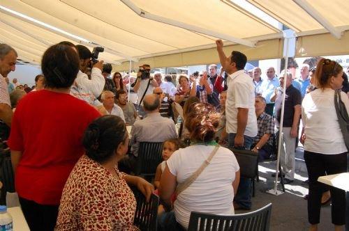 Neşet Ertaş'ın cenazesi öncesinde Alevi-Sünni gerginliği