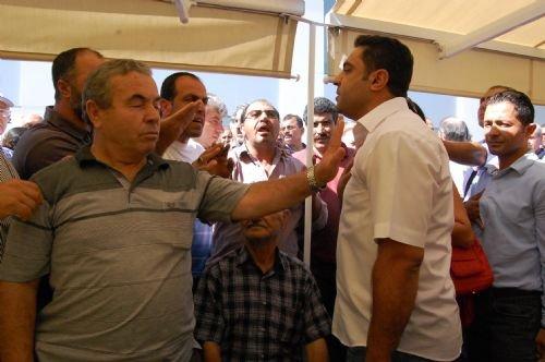 Neşet Ertaş'ın cenazesi öncesinde Alevi-Sünni gerginliği