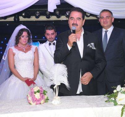 İbrahim Tatlıses tüm salonun önünde eşine hakeret etti 