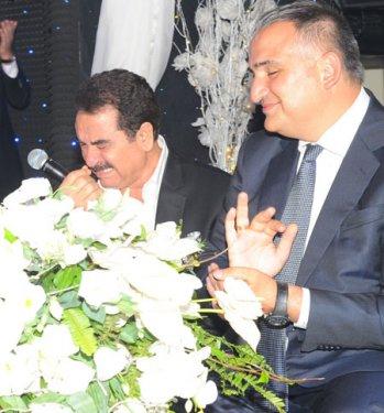 İbrahim Tatlıses tüm salonun önünde eşine hakeret etti 
