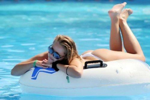 Antalya'da meydan Rus turistlere kaldı