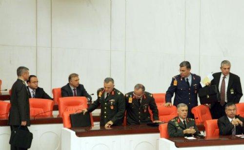 Meclis'teki Suriye tezkeresi görüşmelerinden kareler