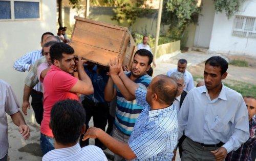 Akçakale'de hayatını kaybeden anne ve 3 çocuğu toprağa verildi