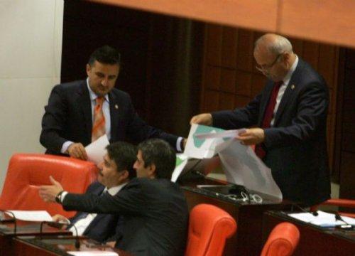 Meclis'teki Suriye tezkeresi görüşmelerinden kareler