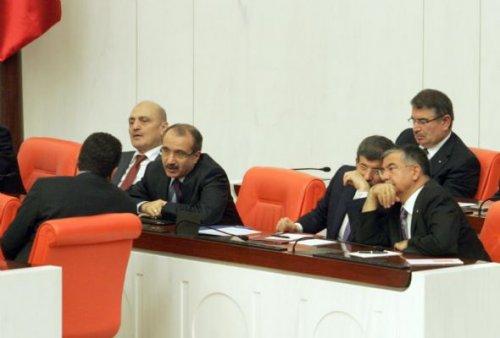 Meclis'teki Suriye tezkeresi görüşmelerinden kareler