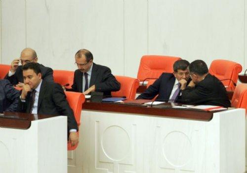 Meclis'teki Suriye tezkeresi görüşmelerinden kareler