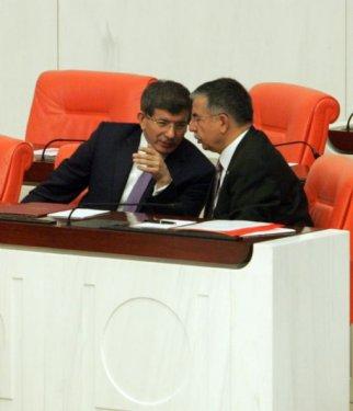 Meclis'teki Suriye tezkeresi görüşmelerinden kareler