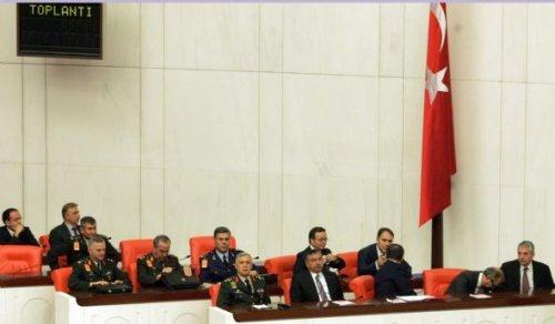 Meclis'teki Suriye tezkeresi görüşmelerinden kareler