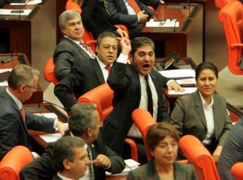 Meclis'teki Suriye tezkeresi görüşmelerinden kareler