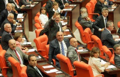 Meclis'teki Suriye tezkeresi görüşmelerinden kareler