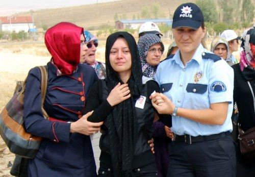 Şehit polis Mehmet Çolak Konya'da toprağa verildi