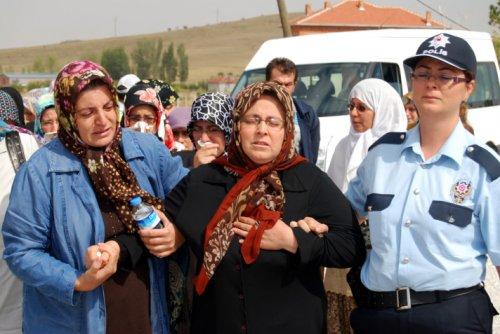 Şehit polis Mehmet Çolak Konya'da toprağa verildi
