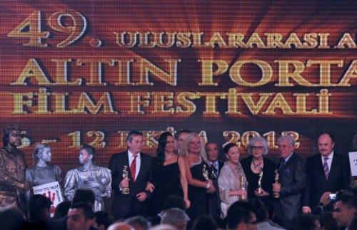 Altın Portakal'da Sultan'lı açılış