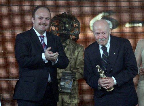 Altın Portakal'da Sultan'lı açılış