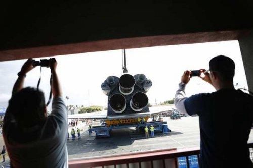 Endeavour Los Angeles sokaklarında