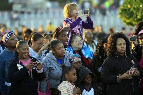 Endeavour Los Angeles sokaklarında