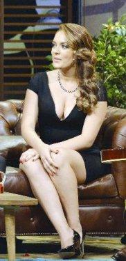 Ezgi Mola'dan göğüs şov