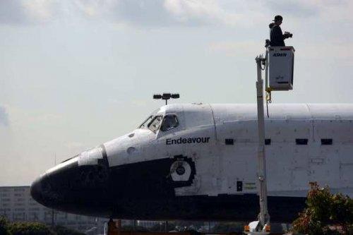 Endeavour Los Angeles sokaklarında