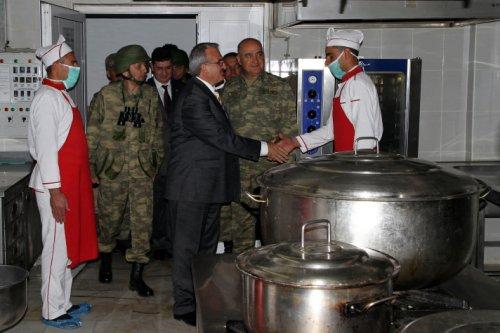 Kalekollar basına tanıtıldı