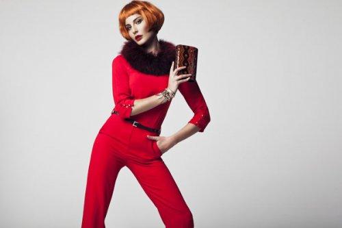 Ece Sükan'dan sıradışı pozlar