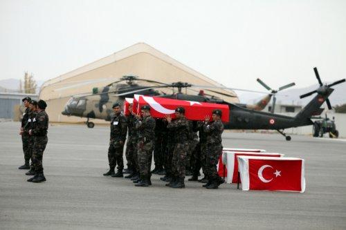 Şehit özel harekat polisi Ertuğrul Polat Gaziantep'e uğurlandı