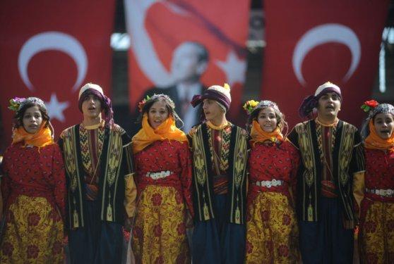 Türkiye 29 Ekim Cumhuriyet Bayramı'nı kutluyor