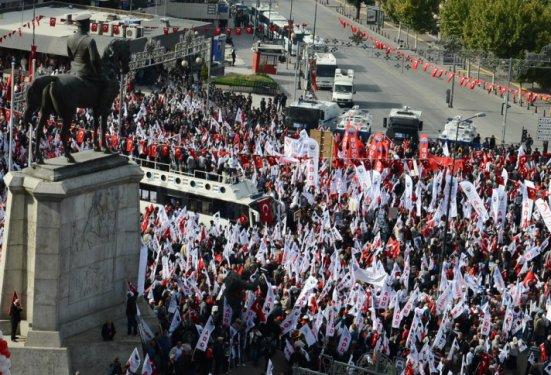 Türkiye 29 Ekim Cumhuriyet Bayramı'nı kutluyor