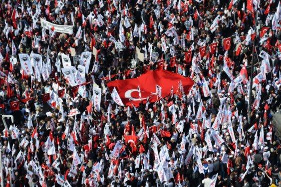 Türkiye 29 Ekim Cumhuriyet Bayramı'nı kutluyor