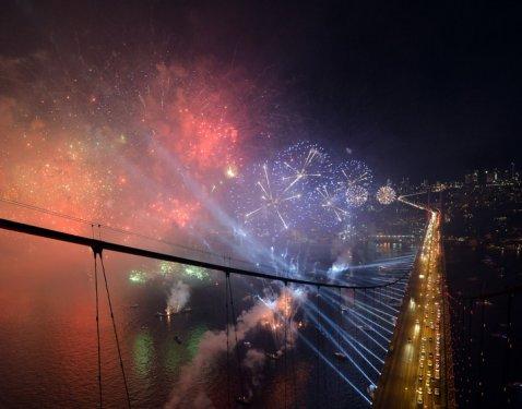 İstanbul'da görkemli Cumhuriyet bayramı kutlamaları