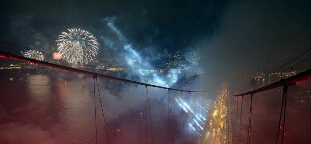 İstanbul'da görkemli Cumhuriyet bayramı kutlamaları