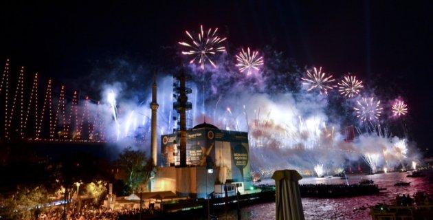 İstanbul'da görkemli Cumhuriyet bayramı kutlamaları