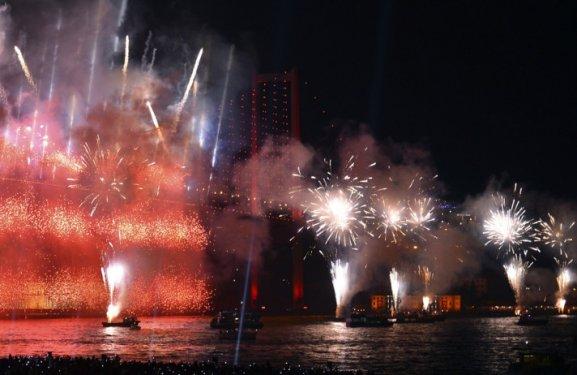 İstanbul'da görkemli Cumhuriyet bayramı kutlamaları